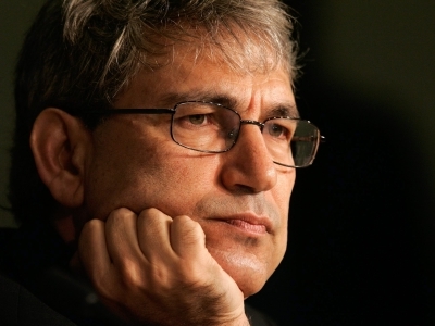 Orhan Pamuk Lo Strillone: il Pasticcio Maxxi e “Ponzio Pilato” Ornaghi su L’Espresso. E poi Testori e Pasolini “eretici del Palazzo”, Salone del libro di Torino, il Museo dell’innocenza a Istanbul…