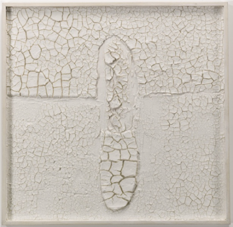 Alberto Burri Bianco Cretto 1970 Burri, Fontana, Castellani. A Milano la primavera di Sotheby's e Christie's è (quasi) tutta italiana. Collezionisti nostrani sull'attenti: due giorni di grandi abbuffate, con i maestri del secondo Novecento