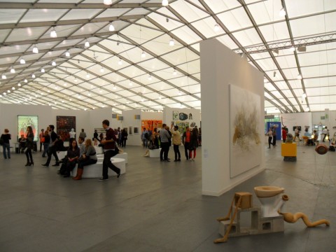 Frieze NY Weekend New York Updates: volete sapere come è andata Frieze? Lo abbiamo chiesto ad alcune tra le più importanti gallerie in fiera. Ecco le risposte