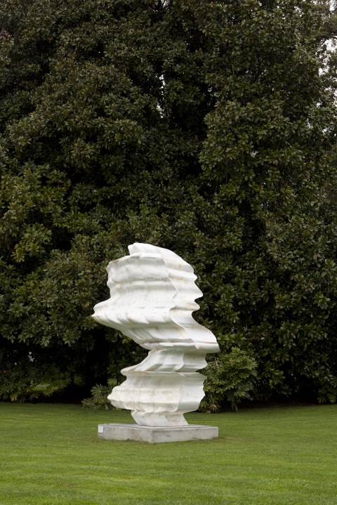 IMG 0475 Scalpello e computer. Tony Cragg il materialista