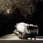 Wilfredo Prieto - Equilibrando la curva - veduta della mostra presso HangarBicocca, Milano 2012 - photo Agostino Osio