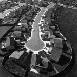 Bill Owens - Suburbia Series - 1970/1972 - Untitled (Overview Of Dead End Street)