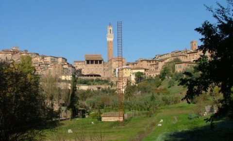 Installazione di Cildo Meireles a Siena Cildo Meireles Siena Capitali coraggiose, I