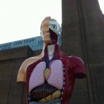 Damien Hirst - ingresso della Tate Modern