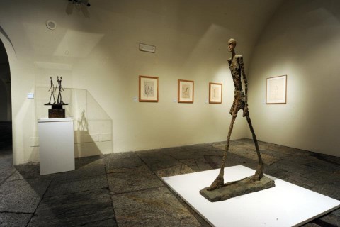 Alberto Giacometti al Forte di Bard Lo Strillone: fondi pubblici per i beni artistici scesi dallo 0,34 allo 0,19% sul Corriere della Sera. E poi Sgarbi sui Caravaggio, Lissner milionario, Giacometti al Forte di Bard…