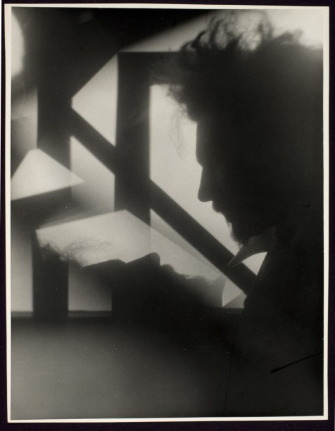 Alvin Langdon Coburn, Vortograph of Ezra Pound, 1917