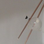 Gilberto Zorio - Tracce con arco voltaico - veduta della mostra presso Oredaria Arti Contemporanee, Roma 2012