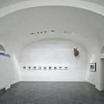 Alessandra Spranzi & Richard Wentworth, installation view, Galleria Nicoletta Rusconi, photo Luigi Acerra
