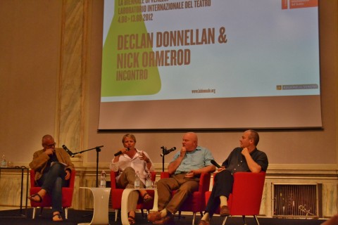 Un momento dellincontro Agosto a Venezia, tempo di Biennale Teatro. Le breaking news di Artribune partono dall’incontro con Declan Donnellan e Nick Ormerod