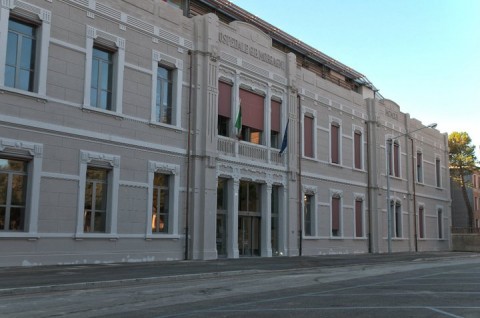 Università di Bologna Polo scientifico didattico di Forlì A scuola di fundraising. Trovare fondi per le organizzazioni culturali? Il problema numero uno, oggi soprattutto. Se ne parla a Forlì, con un corso dell’Università di Bologna