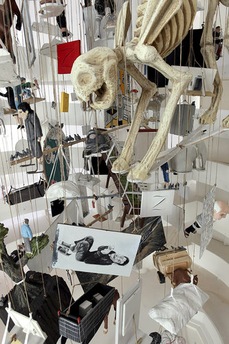 Maurizio Cattelan al Guggenheim di New York