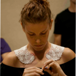 Silvia Giambrone, Teatro anatomico, 2012 - colletto ricamato sulla pell dal Dott. Franco Nucci - foto di Alessandro Calzetta