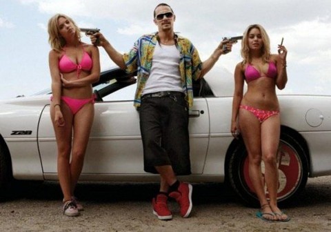 Spring Breakers di Harmony Korine Lido Updates: ritmi sincopati alla Mostra del Cinema. Dopo qualche delusione, arriva una sorpresa: accoglienza entusiastica per Spring Breakers di Harmony Korine…