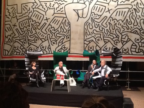 vettese Riflessioni sul contemporaneo a Udine, parte II. Non solo Sgarbi: la parola anche ad Angela Vettese. Keith Haring? Più umano che impertinente. Uno che si circondava di bambini
