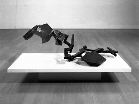 Eduardo Chillida London Updates: da Yves Klein a Gerhard Richter, passando per Subodh Gupta. Cala il sipario sulle aste inglesi: ultima evening sale per Sotheby's