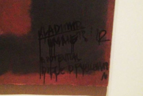 Il messaggio verniciato sulla tela di Rothko Lo Strillone: Milano nasconde la mostra dei disegni di Caravaggio su La Repubblica. E poi in carcere il vandalo che colpì Rothko, Diesel restaura Rialto, quadri digitali dal Giappone…