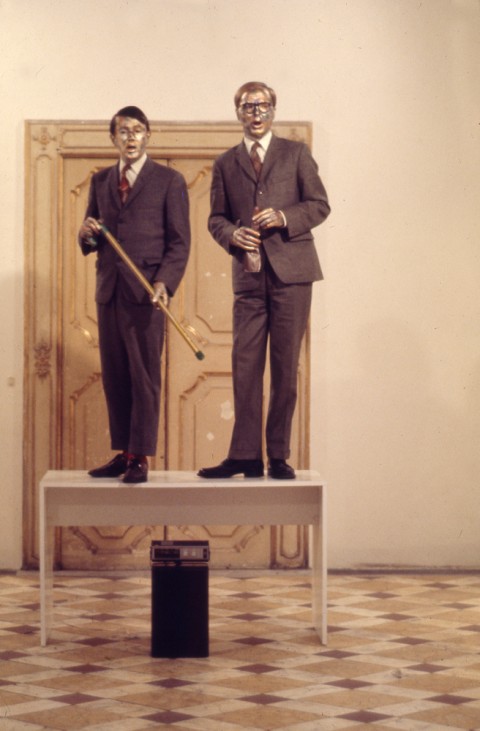 Gilbert and George Living sculptures LAttico ottobre 1972 Attico con vista. La Roma di Fabio Sargentini