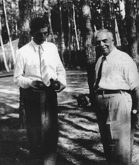 Carlo Carrà con Roberto Longhi 1935 Le metamorfosi di Carlo Carrà