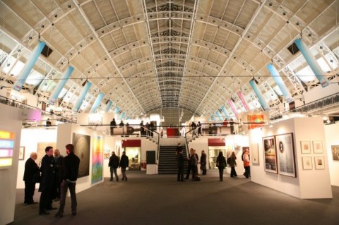 London Art Fair London Art Fair, la fiera di Londra e “per” Londra. È più vecchia di Frieze, e fra moderno e contemporaneo apre l’anno del mercato lungo il Tamigi