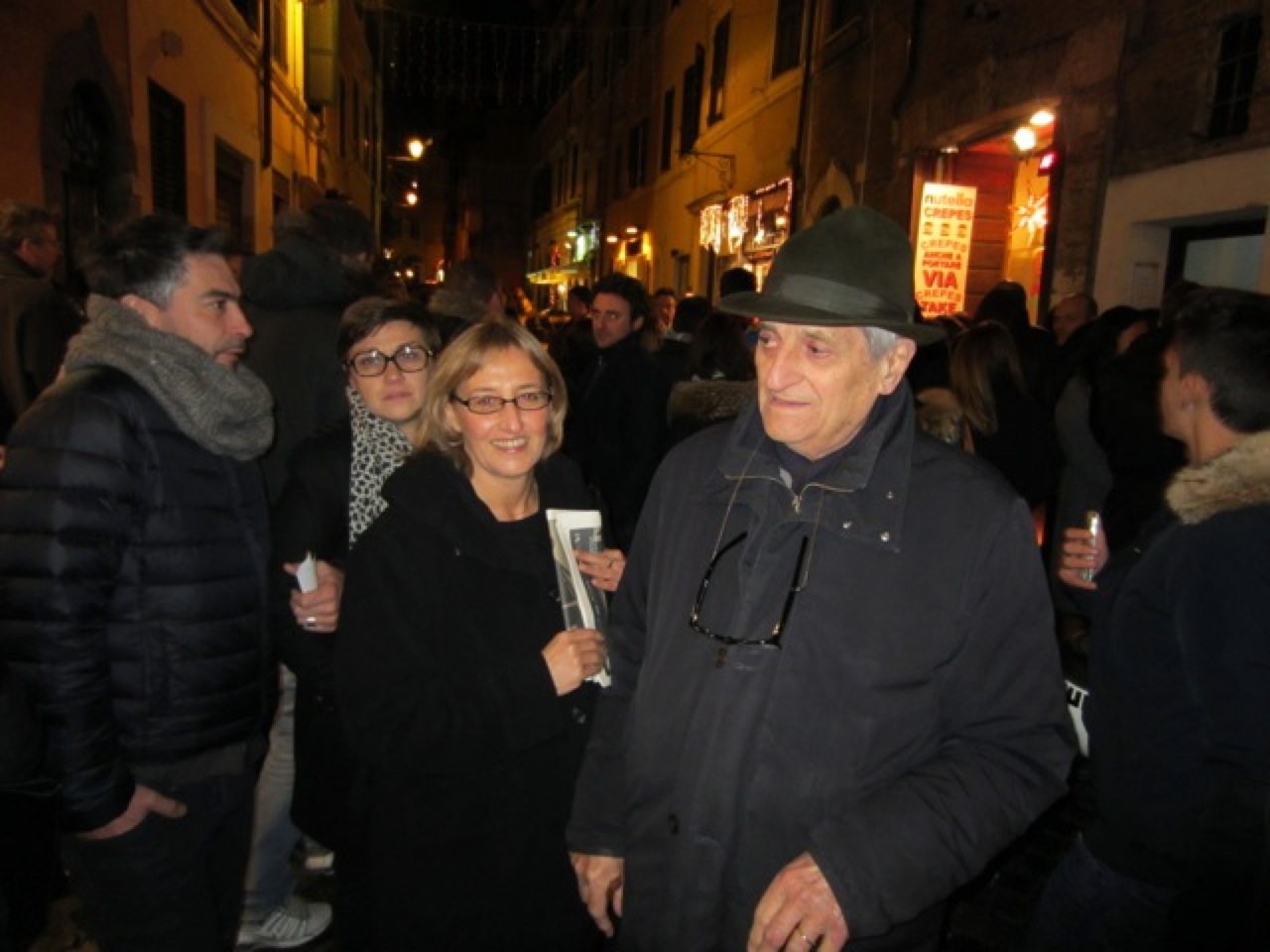 - Opening-Goldiechiari-in-Edicola-Notte-Carla-Subrizi-e-Gianfranco-Baruchello-11-gennaio-2013