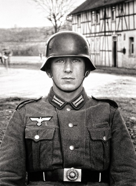 August Sander, Soldato, c.1940, August Sander © Die Photographische Sammlung/SK-Stiftung Kultur – August Sander Archiv, Koln – VG-Bild Kunst, Bonn, 2011 