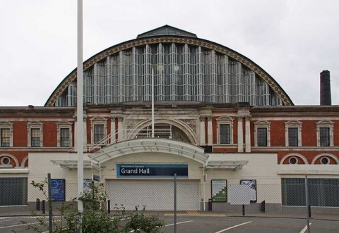 L'esterno dell'Olympia Grand Hall, a West Kensington