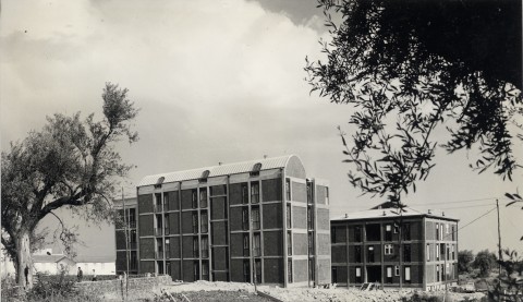 Michele Valori - Complesso di residenze popolari UNRRA Casas - Fondo Gravina, Catania, 1949/1959 - Courtesy Fondazione MAXXI