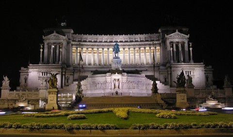 Il Vittoriano di notte