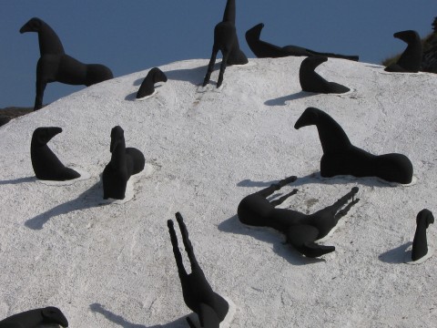 La Montagna di sale di Mimmo Paladino, tra le opere in collezione della Fondazione Orestiadi di Gibellina