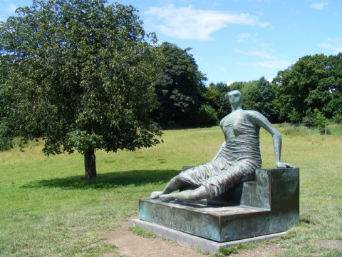 Henry Moore - Draped Seated Woman