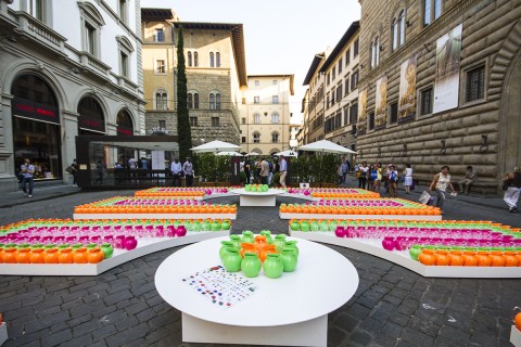 Pitti Immagine Uomo 2013, Firenze - Piazza Strozzi, giardino all'italiana pop-contemporaneo, installazione di Alessandro Moradei per Maiolica Giusti