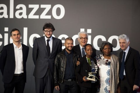 Cerimonia di consegna del Leone d'Oro al Padiglione Angola - Biennale di Venezia 2013 - photo Italo Rondinella