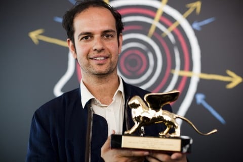 Tino Sehgal Leone d'Oro alla Biennale 2013 - photo Italo Rondinella