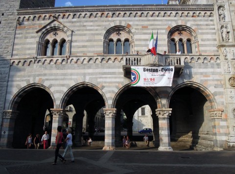 Boston-Como, Palazzo del Broletto, Como, 2013