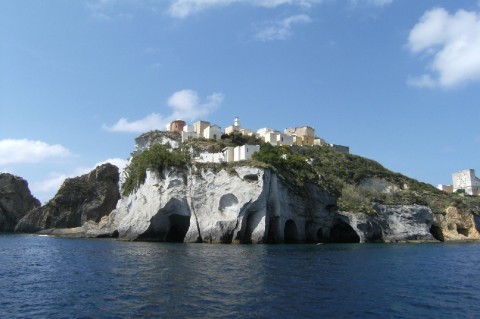 Ponza, Grotte di Pilato