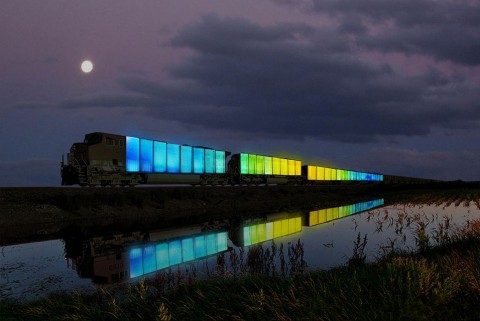 Un progetto del treno-scultura cinetica (© Doug Aitken)