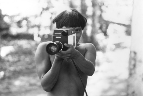 Juan Downey, Untitled, 1977 - still dal video Retroalimentaciones en el Amazonas, 1976-1977