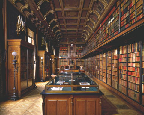 La biblioteca di Chantilly fotografata da Massimo Listri