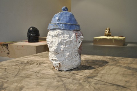 Jesse Wine, Travelling white man, veduta della mostra presso la CO2 Gallery, Roma 2013