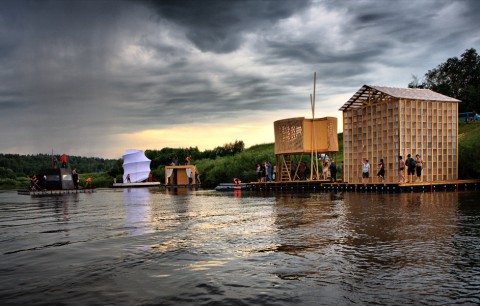 Rintala Eggertson Architects, Casa sauna galleggiante, Kaluga, 2008