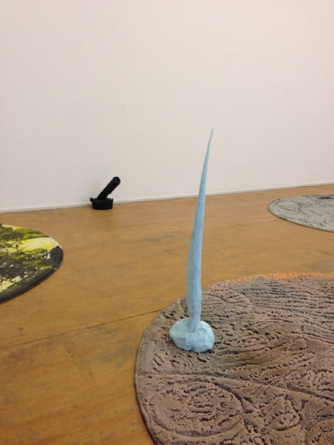 Kaari Upson - Sleep with the key - veduta della mostra presso Massimo De Carlo, Milano 2013 - photo Roberto Marossi