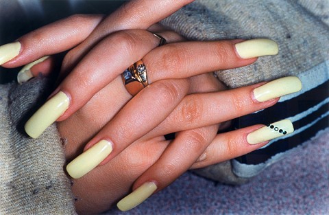 Martin Parr, Common Sense (with fingernails), 1997