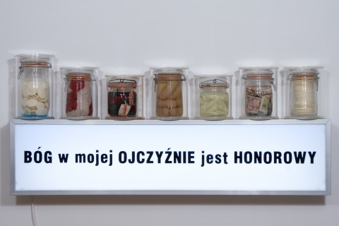 British British Polish Polish - veduta della mostra presso il Castello Ujazdowski, Varsavia 2013 - opere di R. Rumas - photo Gładykowski
