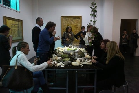 Panem et Circenses, Action Eating, (galleria +) oltredimore, Bologna 10