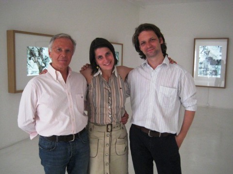 Pino Casagrande con due artisti