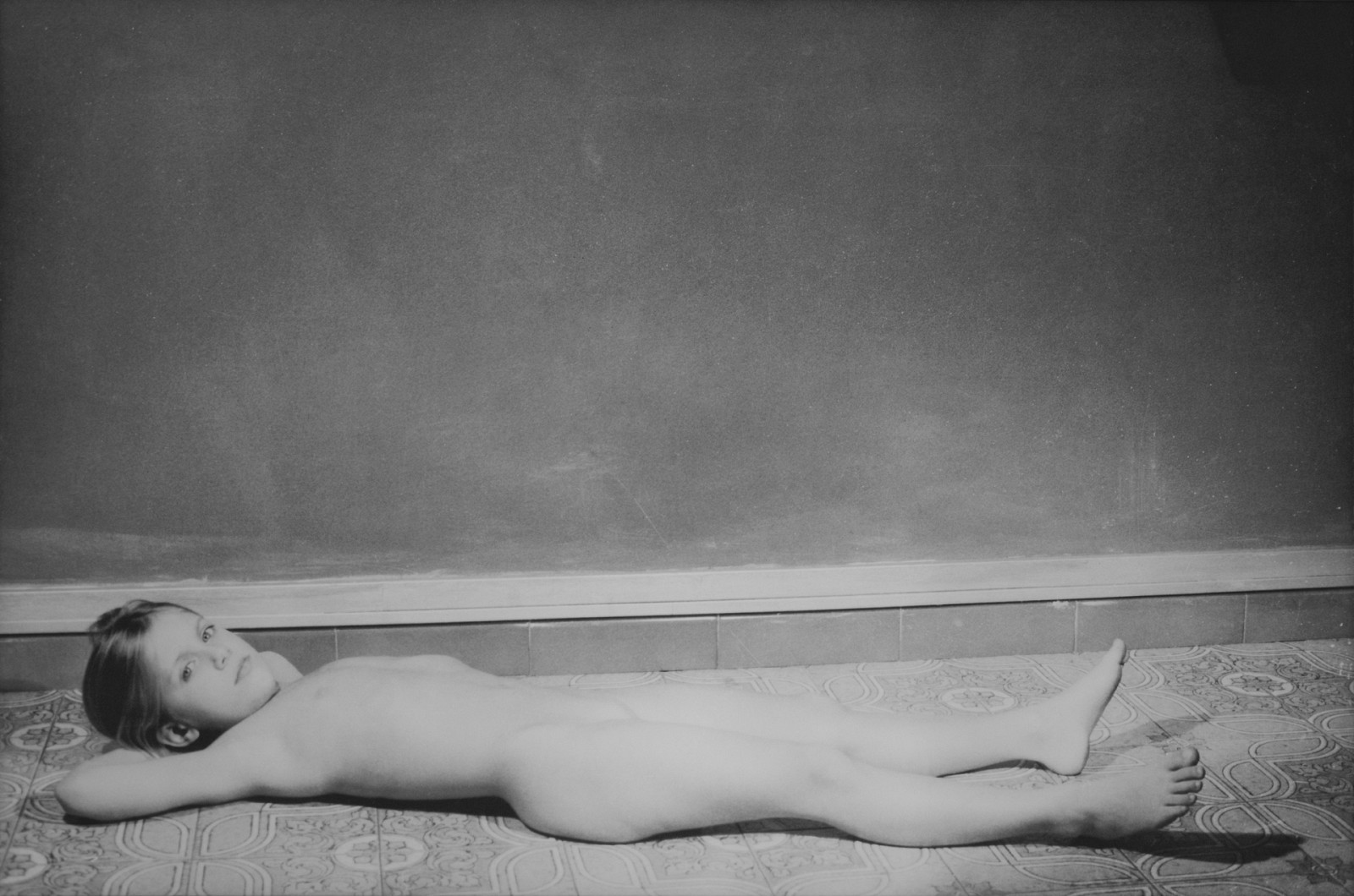 Turi Rapisarda, Bellissima, 2003. BW photograph, digital printing on cotton paper, 47 x 70 inch. (unique edition), courtesy RizzutoGallery