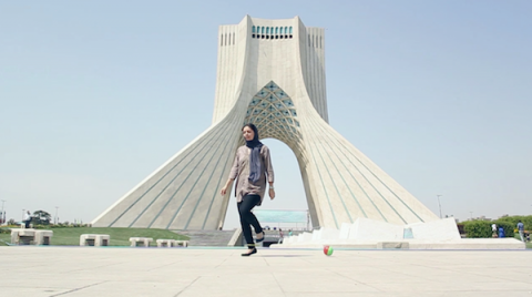 Negar Farajiani, Who controls the controllers, 2013 - still da video