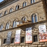 Tadashi Kawamata, Tree Huts, 2013 - installazione site specific presso Palazzo Strozzi, Firenze - Courtesy the artist and galerie kamel mennour, Paris - © CCC Strozzina, Palazzo Strozzi, Firenze - photo Martino Margheri