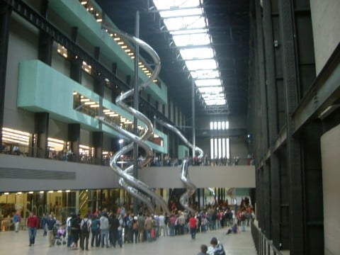 L'installazione di Carsten Höller nella Turbine Hall