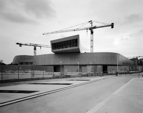 Gabriele Basilico, Cantiere del MAXXI, 2009 - stampa b/n ai sali d’argento su carta baritata, cm. 50,3 x 61 - courtesy Fondazione MAXXI